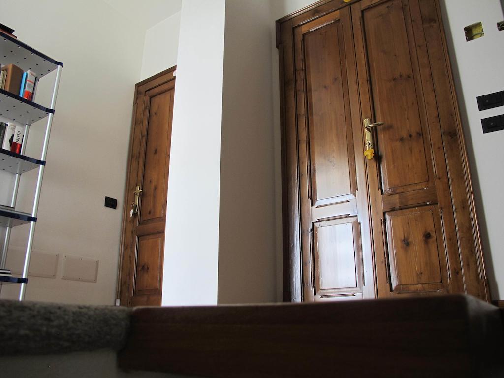 Villa Emilia Castronno Bagian luar foto