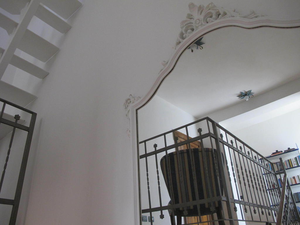 Villa Emilia Castronno Bagian luar foto